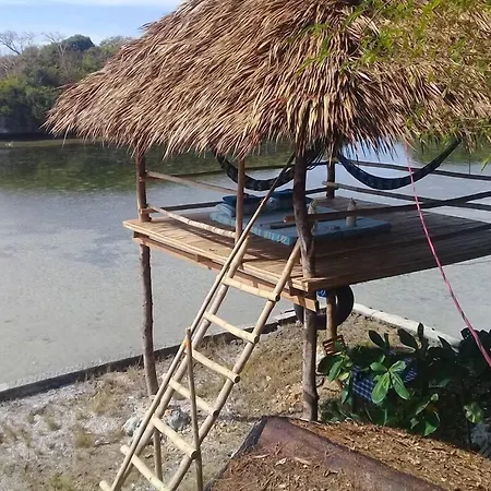 Birdland Beach Club-2