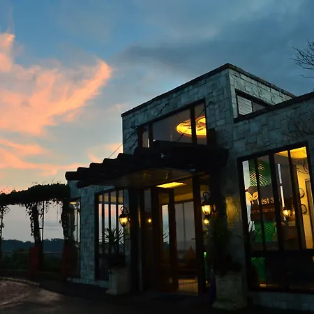 West 35 Eco Mountain Resort-3