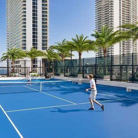 Hyde Beach House Apartments-3