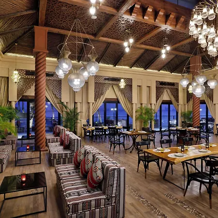 Anantara World Islands Dubai Resort-2