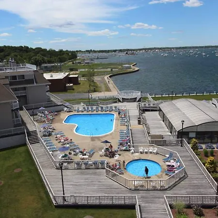 Wellington Resort-2