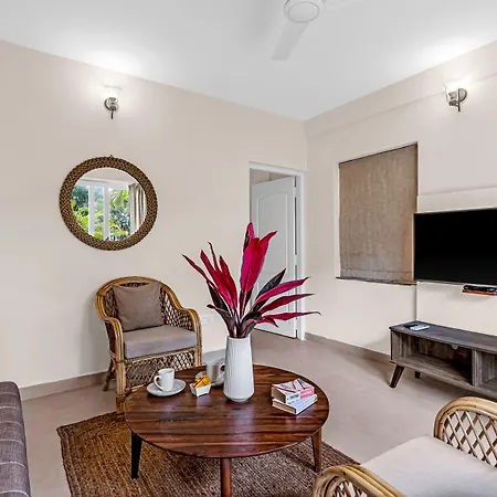 La Vaiencia Beach Resort, Morjim-3