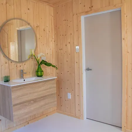Parohe Island Retreat-3