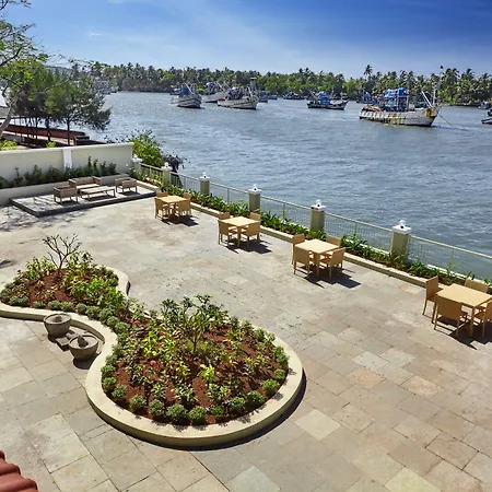 Indy Waterfront Resort-3