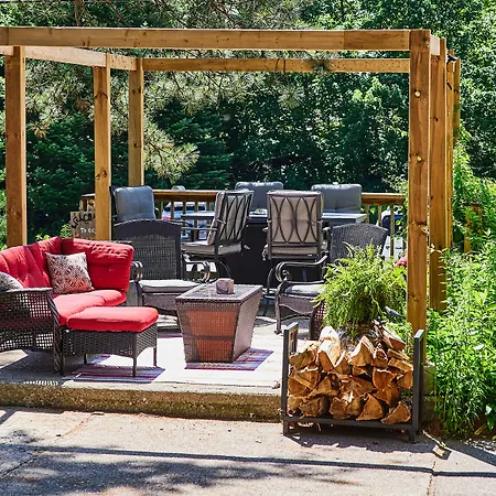 3 Pines Lodge Muskoka-3