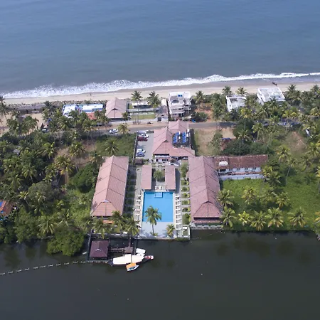 Sealagoon Health Resort Cherai-3