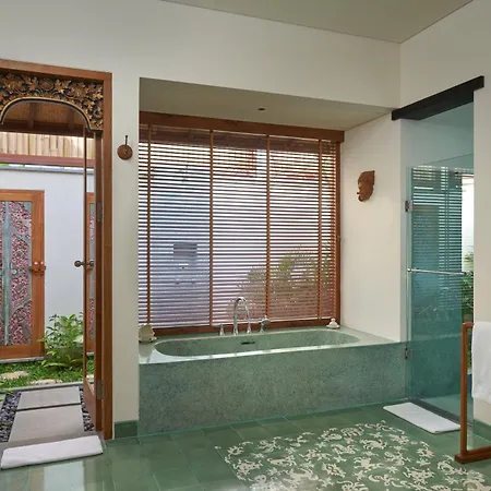 Tandjung Sari Hotel-2