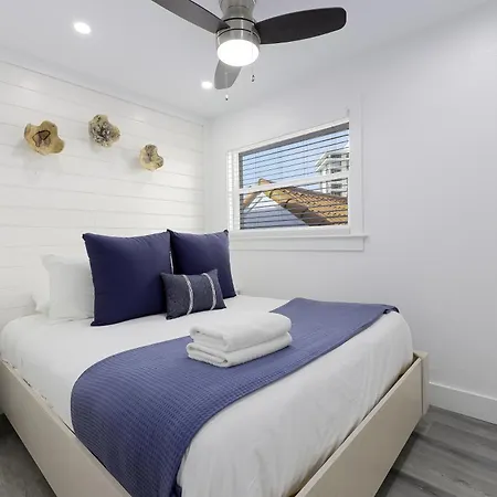 Siesta Key Beach Resort And Suites-3