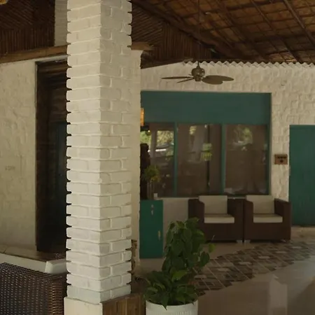 Aacorn Hideaway Resort & Spa-3