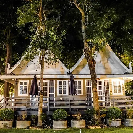 Luna Hut Resort-2