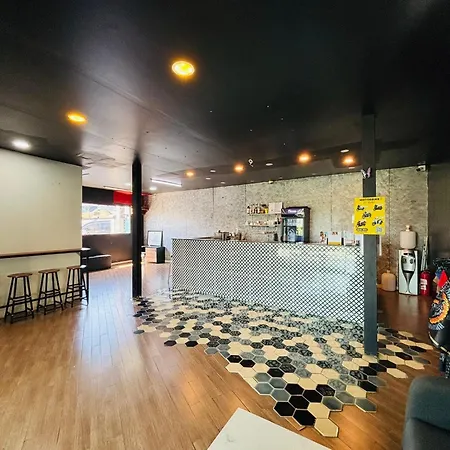 1715 House - White Rhino-2