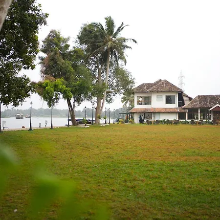 Vedic Village Retreat Alleppey-3