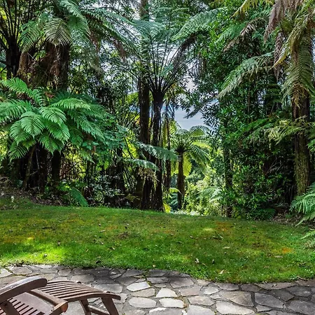 Treetops Lodge & Estate-3