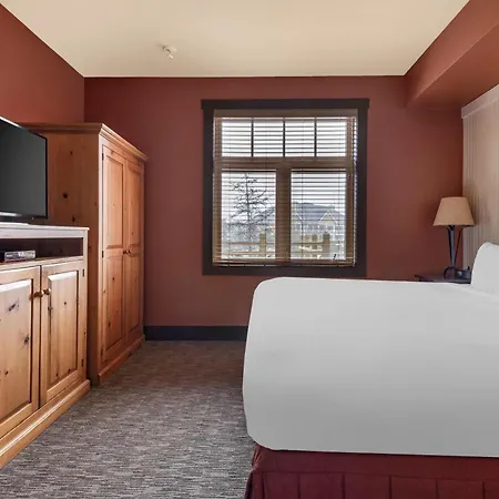 Hilton Grand Vacations Club Blue Mountain Canada-3