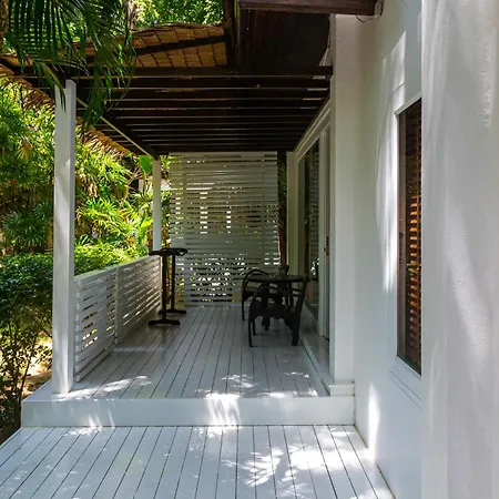 Zara Beach Resort Koh Samui-3