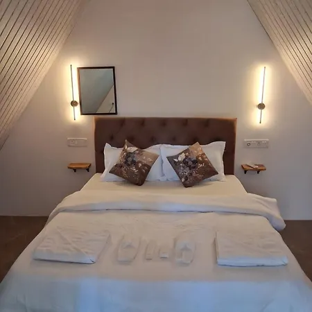 Sea Shades Cottages With Private Jacuzzi-3