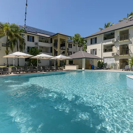 Central Plaza Port Douglas-3