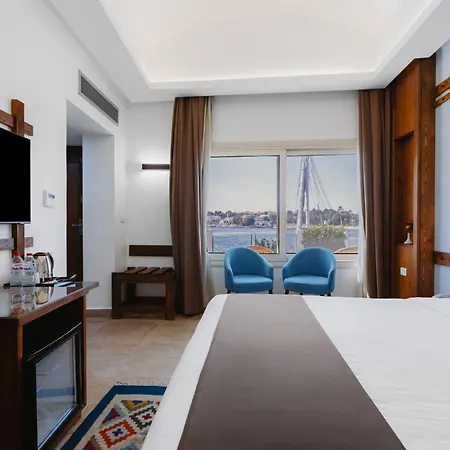 Obelisk Nile Hotel Aswan-3