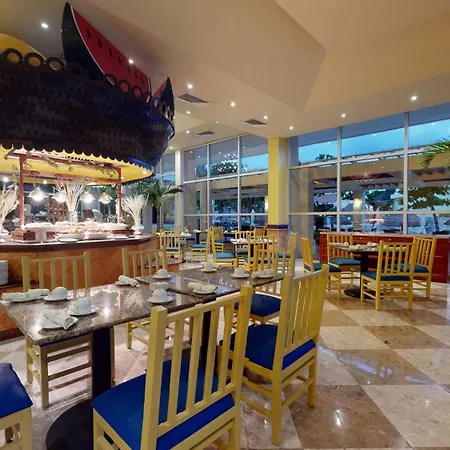 Grand Park Royal Cancun (Adults Only)-3