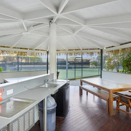 Mariner Shores Club-2