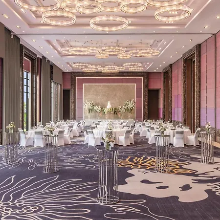 Hilton Bangkok Suvarnabhumi Golf Resort & Spa-3