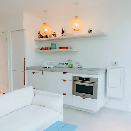 Driftwood Resort On The Ocean-3