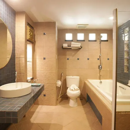 Woraburi Phuket Resort & Spa-2