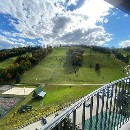 Slopeside Hotel, A Vail Resorts Property-2