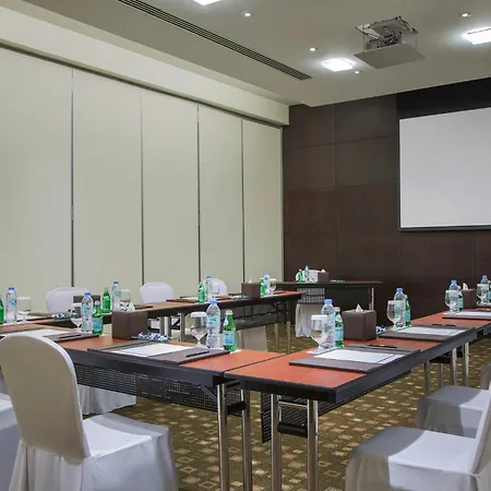 Yas Plaza Marina By Ihg-3