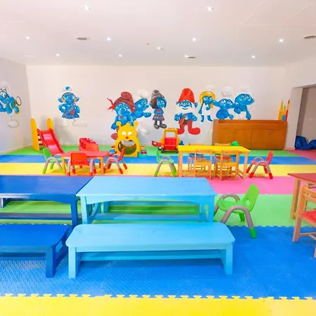 Parrotel Lagoon Waterpark Resort-2
