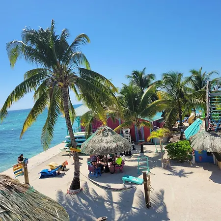 King Lewey'S Island Resort-2