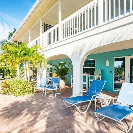Escape Coastal Resort On Casey Key-2