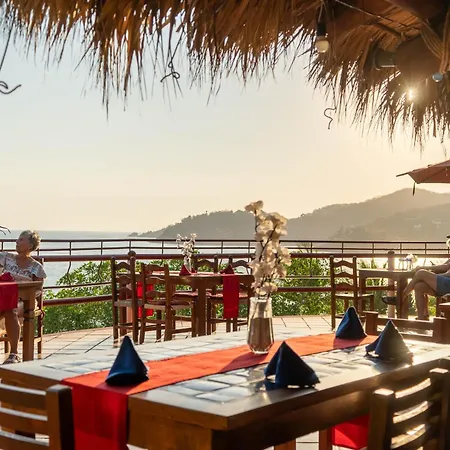 Hotel Catalina Beach Resort-2