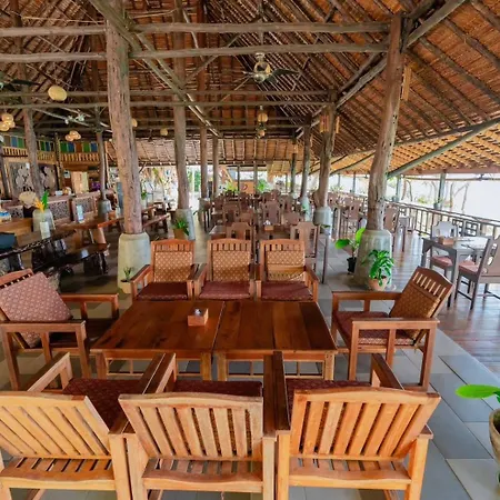 Phi Phi Phu Chalet Resort-3
