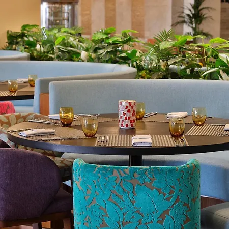 Anantara The Palm Dubai Resort-2