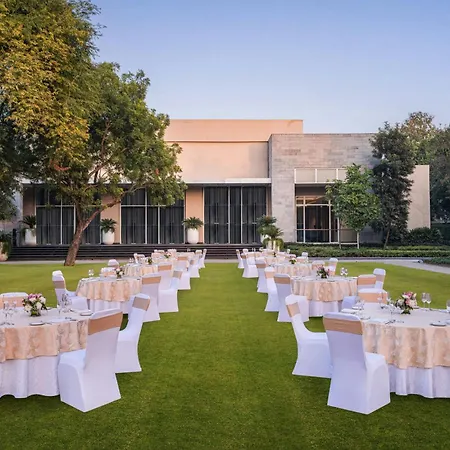 Aravali Marriott Resort & Spa, Delhi Ncr-3
