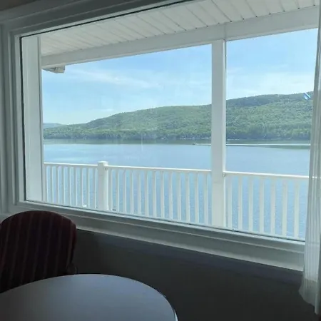 Georgian Lakeside Resort-2