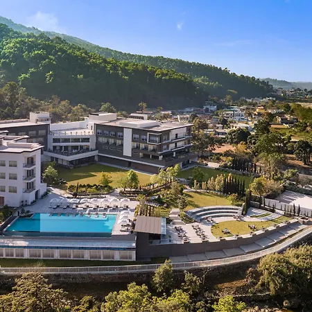 Le Meridien Dehradun Resort & Spa-3
