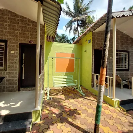 Royal Beach Resort-2