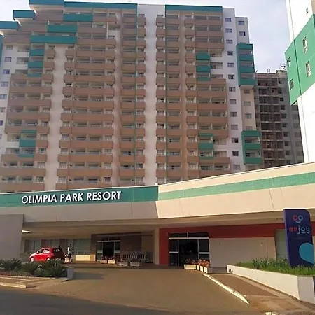 OPR - Resort em Olimpia Frente Piscina-2