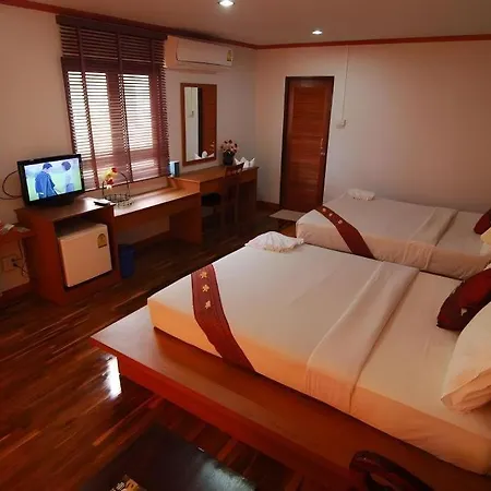 Lanta Paradise Beach Resort-2