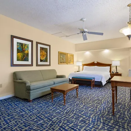 Holiday Inn & Suites Clearwater Beach S-Harbourside-2