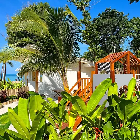 Outrigger Phi Phi Island Resort-2