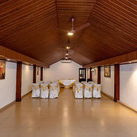 Nihara Resort And Spa Cochin-2