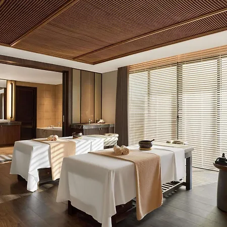 Moevenpick Resort Waverly Phu Quoc-3
