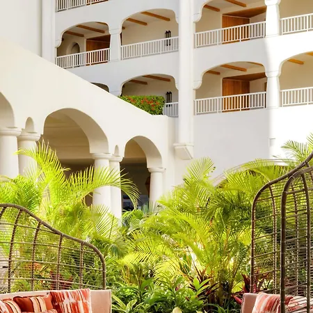 Fairmont Kea Lani, Maui-2