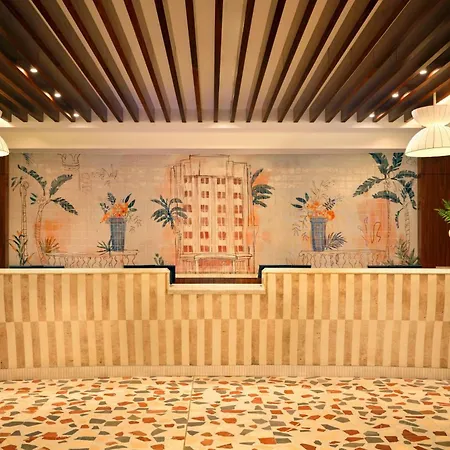 Royal Palm South Beach Miami, A Tribute Portfolio Resort-3