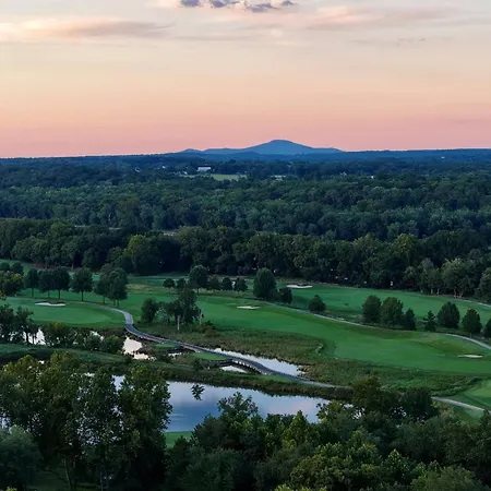 Lansdowne Resort And Spa-3