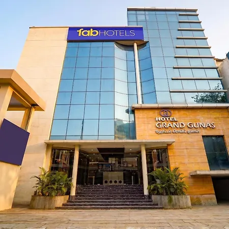 Fabhotel Grand Gunas-3