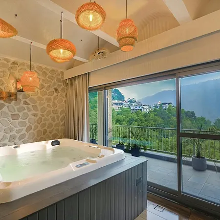 Jungle Lodge Resort & Spa-2